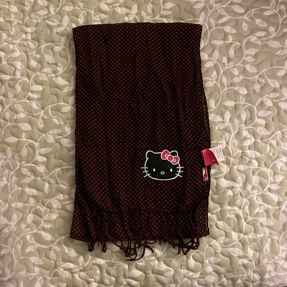 Hello Kitty printed scarf